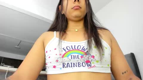 Snapshot of dewolk chatting on November 25, 2025, 9:09 am thumb up me please its important online show from November 25, 2025, 9:09 am