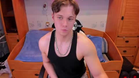 Snapshot of dexter_bennett chatting on May 4, 2026, 4:58 pm Dexter online show from May 4, 2026, 4:58 pm