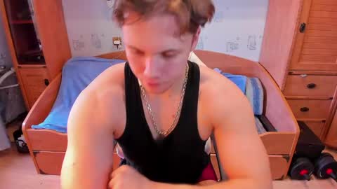 Snapshot of dexter_bennett chatting on May 6, 2026, 3:28 pm Dexter online show from May 6, 2026, 3:28 pm