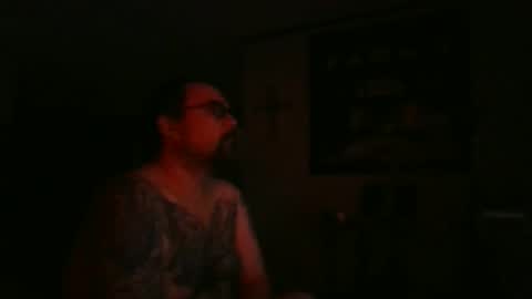 Snapshot of dexterbanana chatting on February 4, 2026, 5:02 am Mike Sounde online show from February 4, 2026, 5:02 am