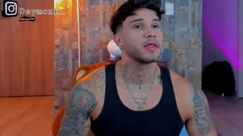 JULIAN online show from September 21, 2025, 11:17 pm