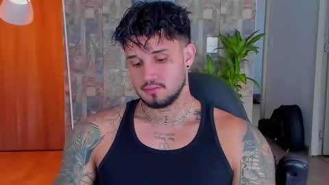 JULIAN online show from November 12, 2025, 4:40 pm