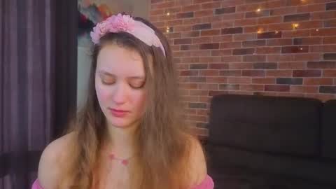 Kira online show from March 14, 2026, 5:24 am