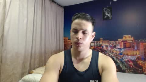 di_alessandro online show from December 16, 2025, 4:06 am