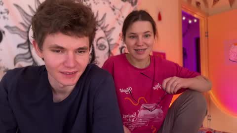 Snapshot of di_n_alex chatting on January 5, 2025, 1:36 pm Di Alex online show from January 5, 2025, 1:36 pm