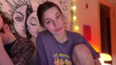 Snapshot of di_n_alex chatting on February 16, 2025, 5:04 pm Di Alex online show from February 16, 2025, 5:04 pm