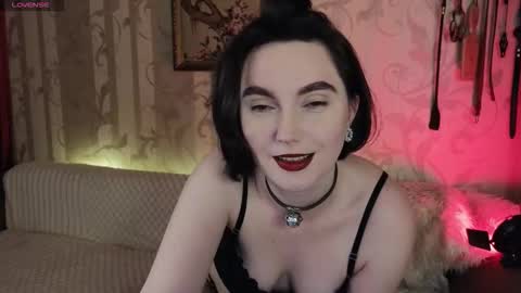 Diana Di Honey online show from December 21, 2025, 1:18 pm