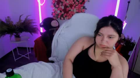 Dia online show from June 10, 2026, 5:23 pm