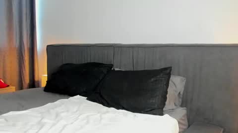 Snapshot of diagostone chatting on December 5, 2024, 5:28 pm Diego online show from December 5, 2024, 5:28 pm