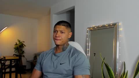 Snapshot of diagostone chatting on December 20, 2024, 12:30 am Diego online show from December 20, 2024, 12:30 am