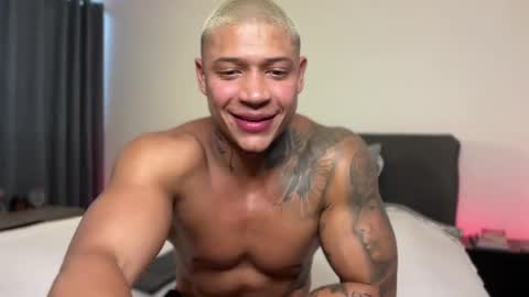 Snapshot of diagostone chatting on September 16, 2025, 10:00 pm Diego online show from September 16, 2025, 10:00 pm