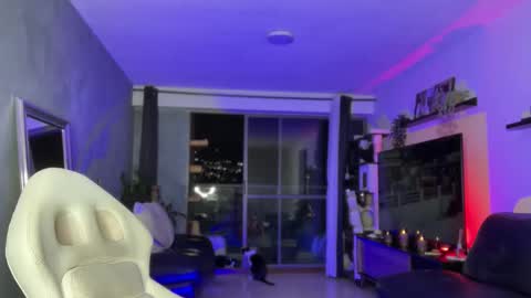 Snapshot of diagostone chatting on November 3, 2025, 1:51 am Diego online show from November 3, 2025, 1:51 am