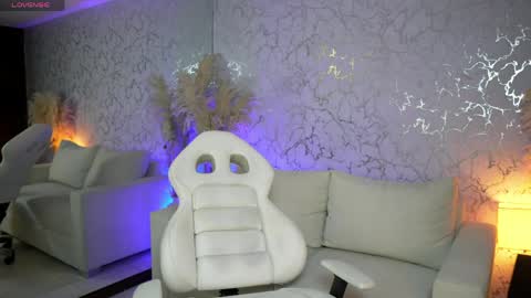Diego online show from April 30, 2026, 12:17 am