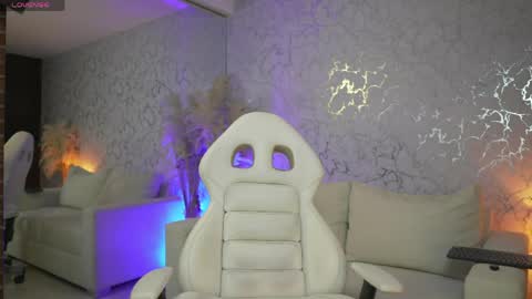 Snapshot of diagostone chatting on May 18, 2026, 11:10 pm Diego online show from May 18, 2026, 11:10 pm