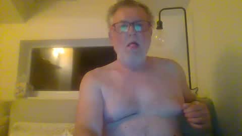 Snapshot of dial76 chatting on March 11, 2025, 3:05 am dial76 online show from March 11, 2025, 3:05 am