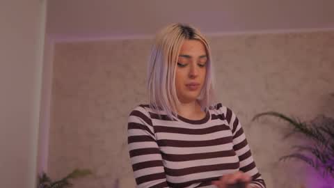 Thea online show from February 26, 2026, 5:12 pm