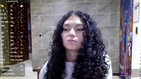 DiamondCurls online show from July 28, 2026, 7:39 pm