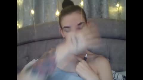 Snapshot of diamond_dana chatting on January 19, 2025, 12:38 am Diamond Dana online show from January 19, 2025, 12:38 am