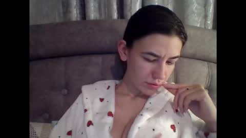 Snapshot of diamond_dana chatting on June 4, 2026, 11:22 pm Diamond Dana online show from June 4, 2026, 11:22 pm