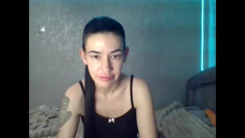 Snapshot of diamond_dana chatting on June 14, 2026, 11:18 pm Diamond Dana online show from June 14, 2026, 11:18 pm