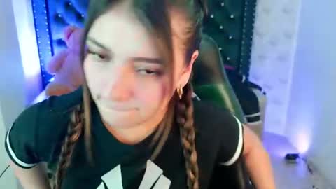 Snapshot of diamond_juliana_ chatting on July 8, 2026, 3:22 am diamond_juliana_ online show from July 8, 2026, 3:22 am