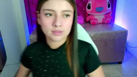 Snapshot of diamond_juliana_ chatting on July 17, 2026, 3:02 am diamond_juliana_ online show from July 17, 2026, 3:02 am