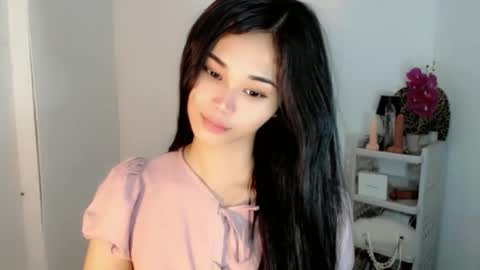 diamond_temptress online show from March 5, 2026, 5:47 am