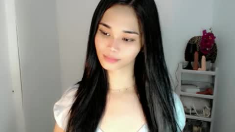 diamond_temptress online show from March 25, 2026, 5:57 am