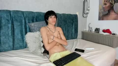 Snapshot of diamond_twink chatting on June 13, 2026, 2:26 pm diamond_twink online show from June 13, 2026, 2:26 pm