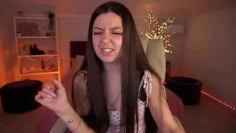 Sasha online show from April 27, 2026, 5:49 am