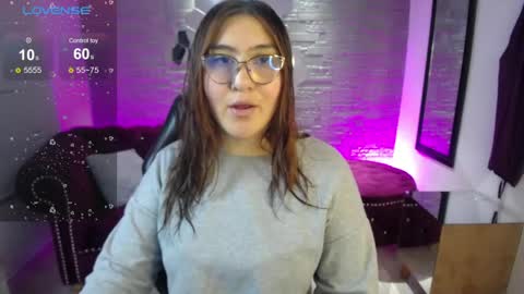 Snapshot of diamondfox_m chatting on May 5, 2026, 11:51 am Your Diamond online show from May 5, 2026, 11:51 am