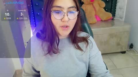 Snapshot of diamondfox_m chatting on May 13, 2026, 11:07 am Your Diamond online show from May 13, 2026, 11:07 am