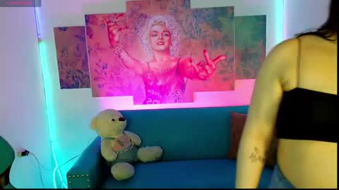 Snapshot of diamondfox_m chatting on May 14, 2026, 11:33 pm Your Diamond online show from May 14, 2026, 11:33 pm