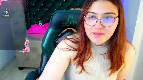 Snapshot of diamondfox_m chatting on June 7, 2026, 12:31 pm Your Diamond online show from June 7, 2026, 12:31 pm
