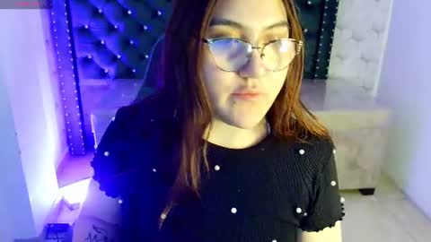 Snapshot of diamondfox_m chatting on June 27, 2026, 10:53 am Your Diamond online show from June 27, 2026, 10:53 am