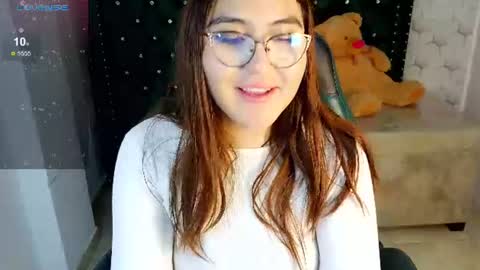Snapshot of diamondfox_m chatting on July 27, 2026, 1:07 pm Your Diamond online show from July 27, 2026, 1:07 pm
