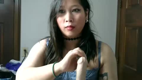 Snapshot of diamondshadows chatting on December 23, 2024, 11:36 am Diamonds online show from December 23, 2024, 11:36 am