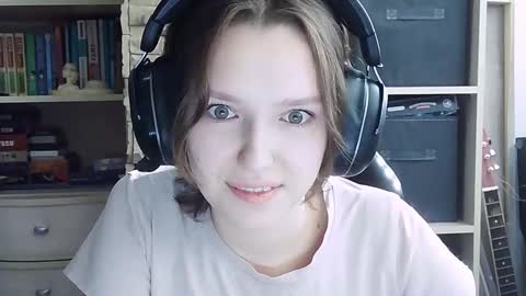 Snapshot of diana_back3 chatting on September 30, 2025, 6:07 am diana_back3 online show from September 30, 2025, 6:07 am