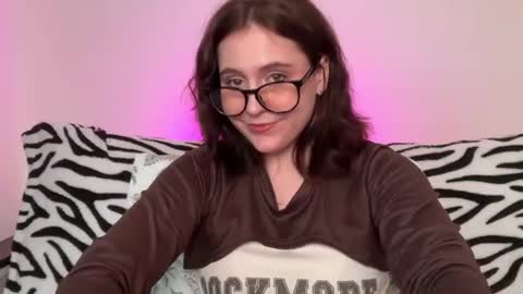 Snapshot of diana_floweri chatting on June 27, 2026, 12:22 pm Diana online show from June 27, 2026, 12:22 pm