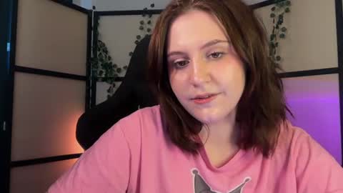 Snapshot of diana_floweri chatting on July 16, 2026, 10:54 am Diana online show from July 16, 2026, 10:54 am