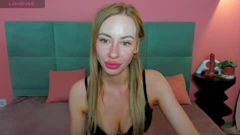 Diana  online show from May 12, 2026, 8:55 am