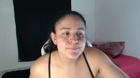 Snapshot of diana_muscle chatting on June 5, 2026, 1:12 am diana online show from June 5, 2026, 1:12 am