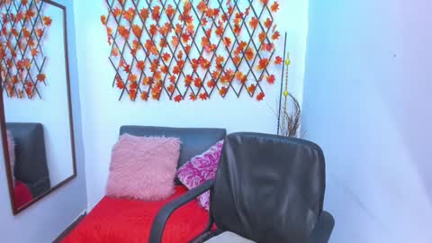 Diana online show from February 8, 2025, 3:21 pm