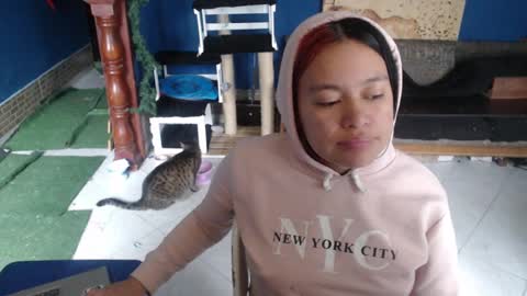 Snapshot of diana_smit_ chatting on February 22, 2025, 7:36 pm diana online show from February 22, 2025, 7:36 pm