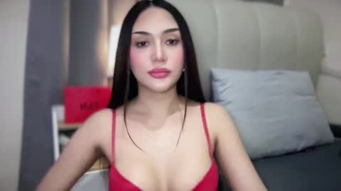 DianaAnders online show from April 23, 2026, 8:13 am