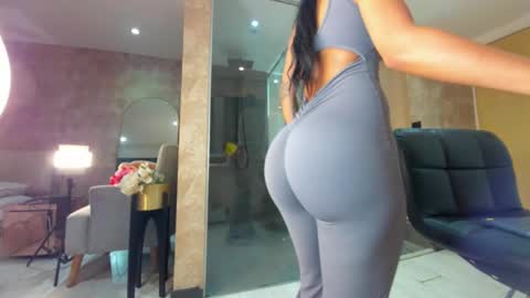 Snapshot of dianac1998 chatting on January 29, 2025, 11:56 pm dianac1998 online show from January 29, 2025, 11:56 pm