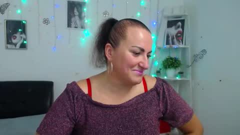 Diana online show from October 9, 2025, 5:27 am