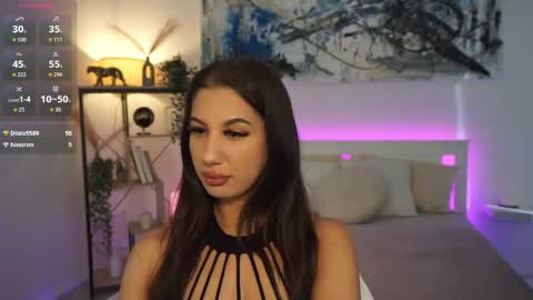 dianamoonnnn online show from May 28, 2026, 3:31 pm