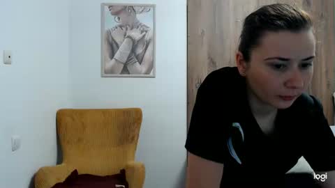 Snapshot of dianasmiey7 chatting on June 3, 2026, 3:50 pm dianasmiey7 online show from June 3, 2026, 3:50 pm