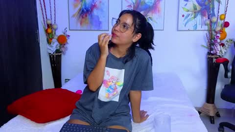 Snapshot of dianayleo chatting on December 7, 2024, 6:04 pm Ana Leo online show from December 7, 2024, 6:04 pm